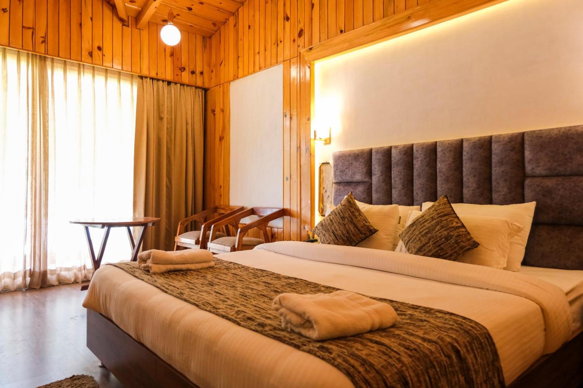 Qcent Woods Resort & Spa, Rishīkesh Exterior foto